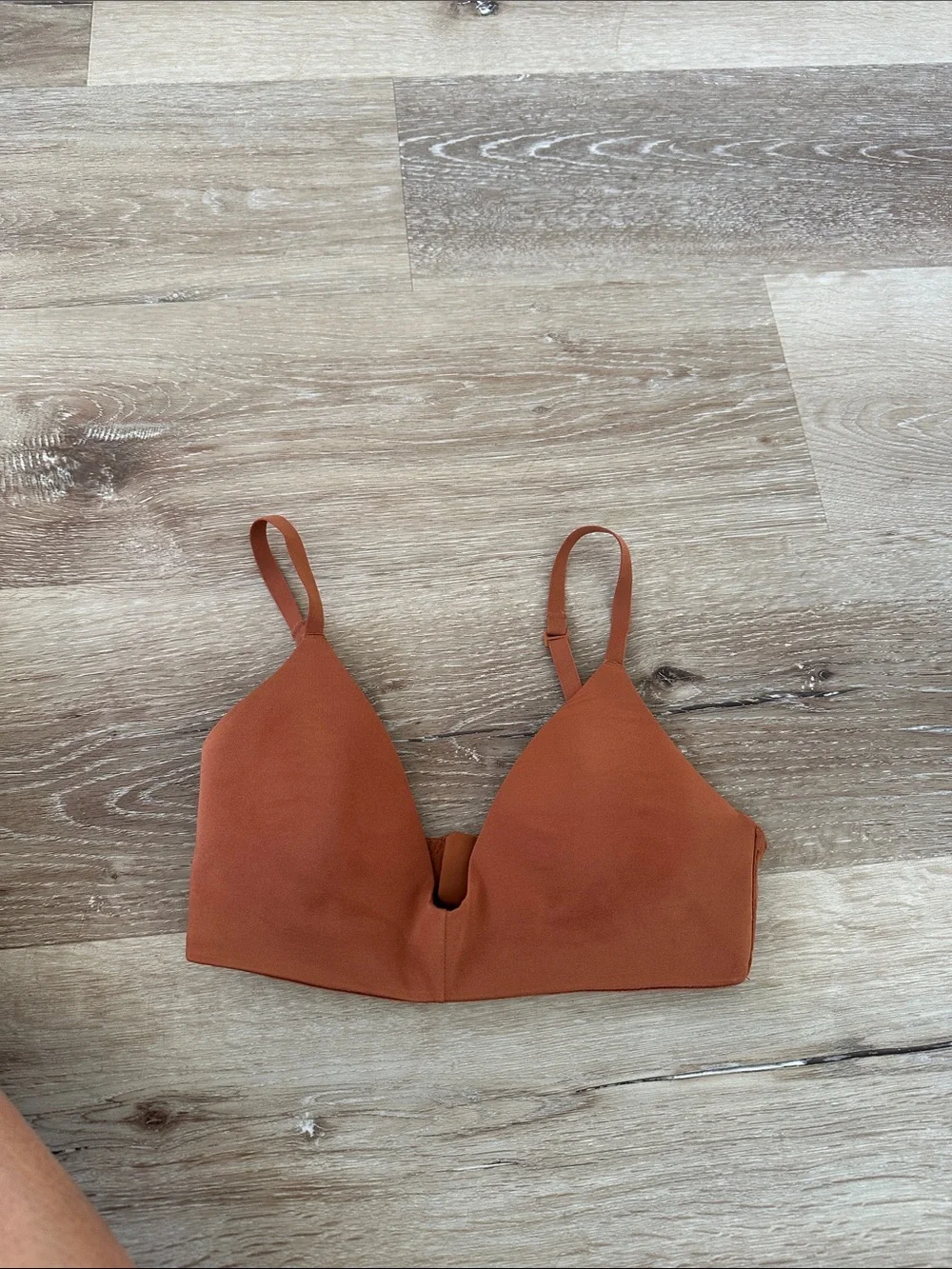 Rust Orange/ Bronze SKIMS Wireless Bra - Women’s 30B - Picture 2 of 12